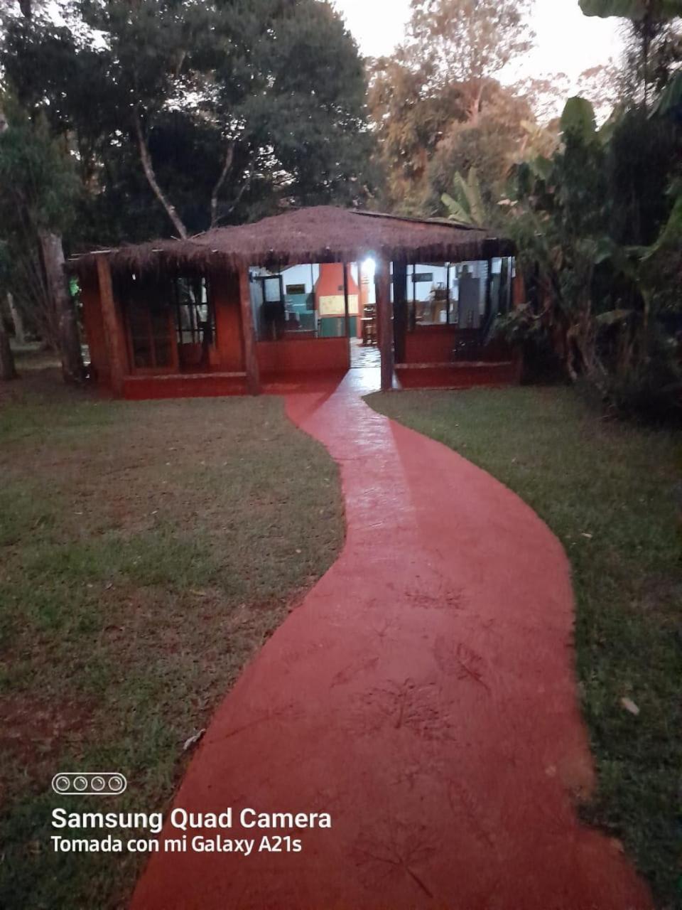Yasi Yatere Reserva Agroecologica El Soberbio Exteriér fotografie